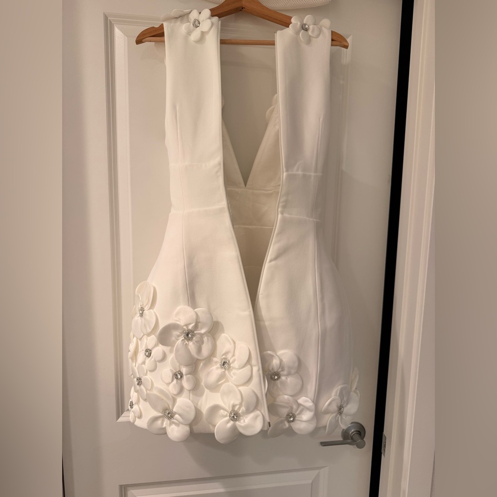 Bronx and Banco White Floral Mini Dress - Picture 16 of 16